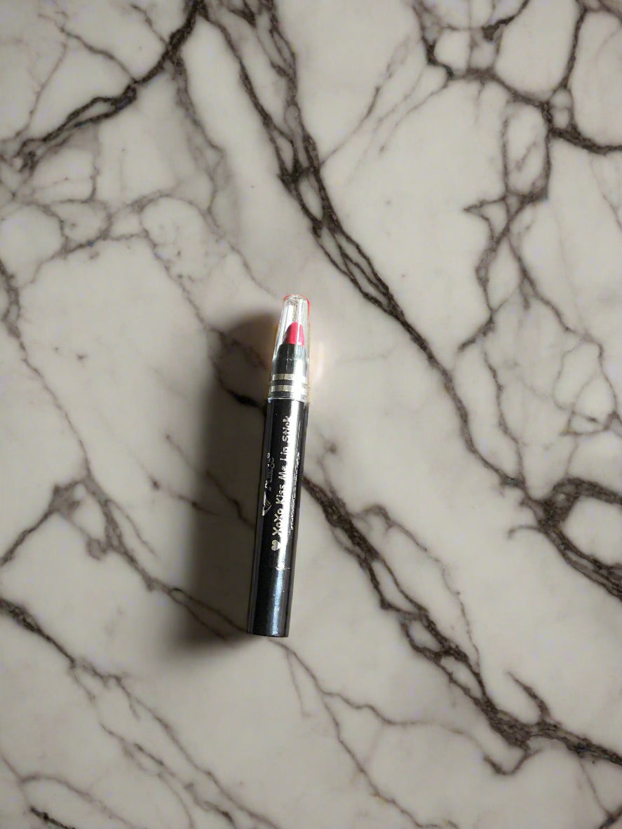 Amuse Xoxo kiss me lipstick